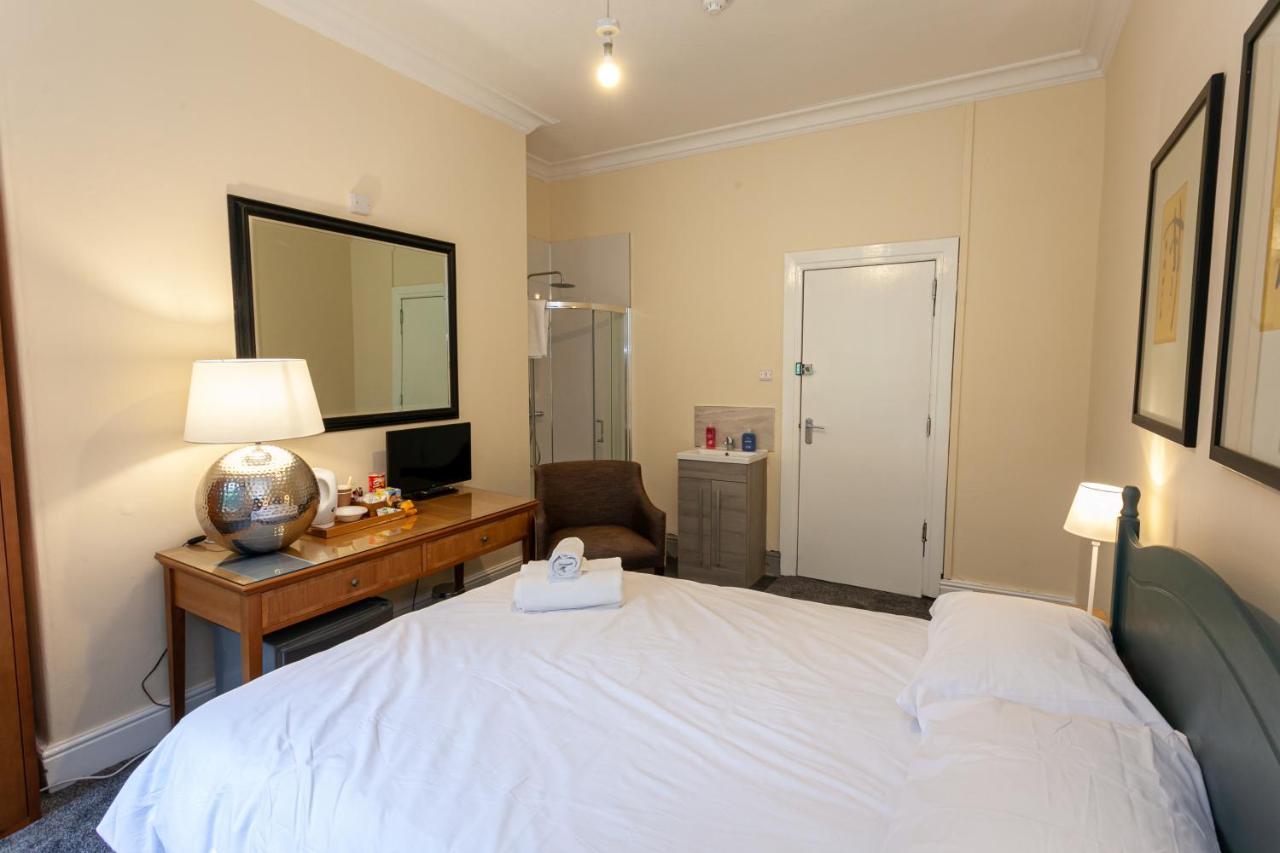 Townhouse No 12 Hotel Хъдърсфийлд Екстериор снимка